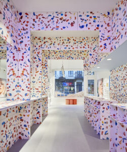 Plasticiet ace and tate store - Materially